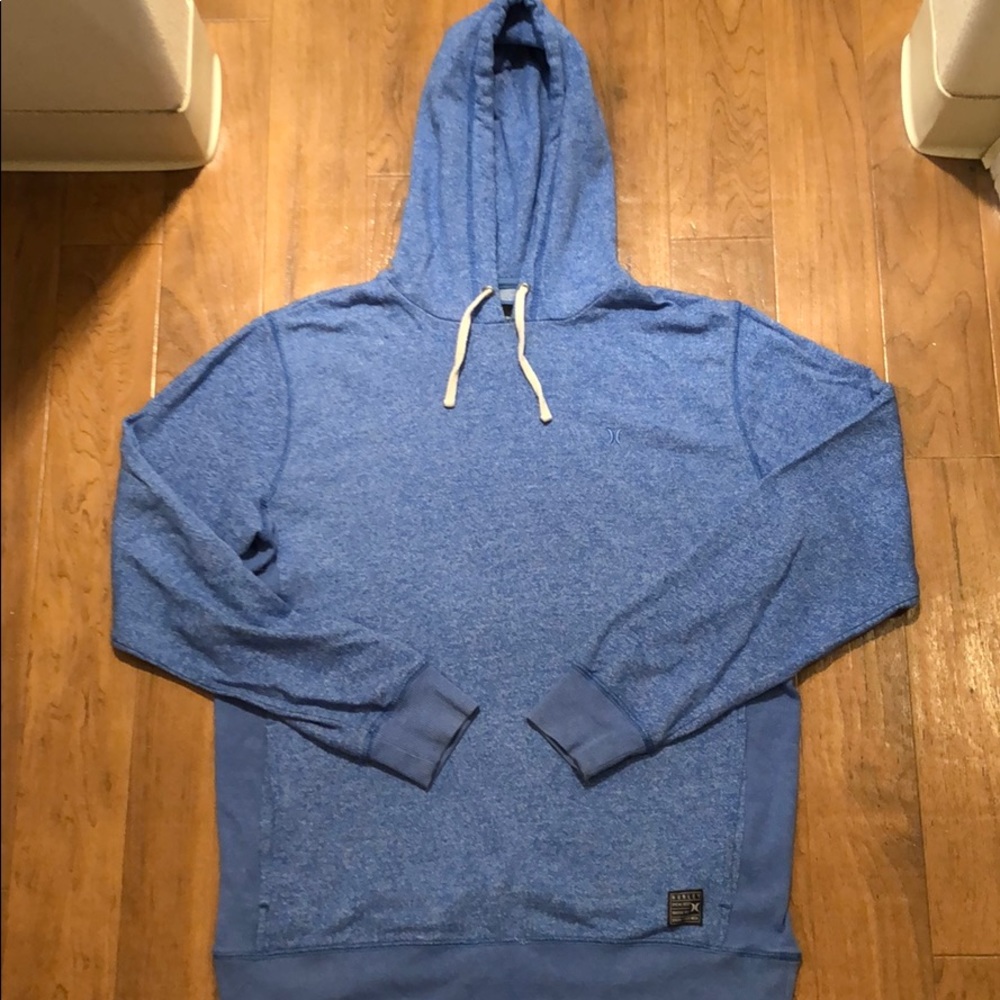 Men’s Hurley pull over hoodie.